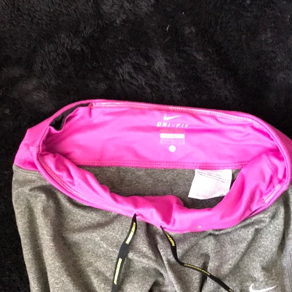 Nike DriFit Cropped leggings - Picture 4 of 4